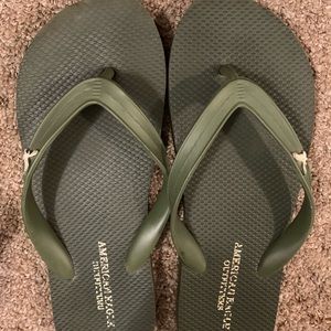 American Eagle Sandals